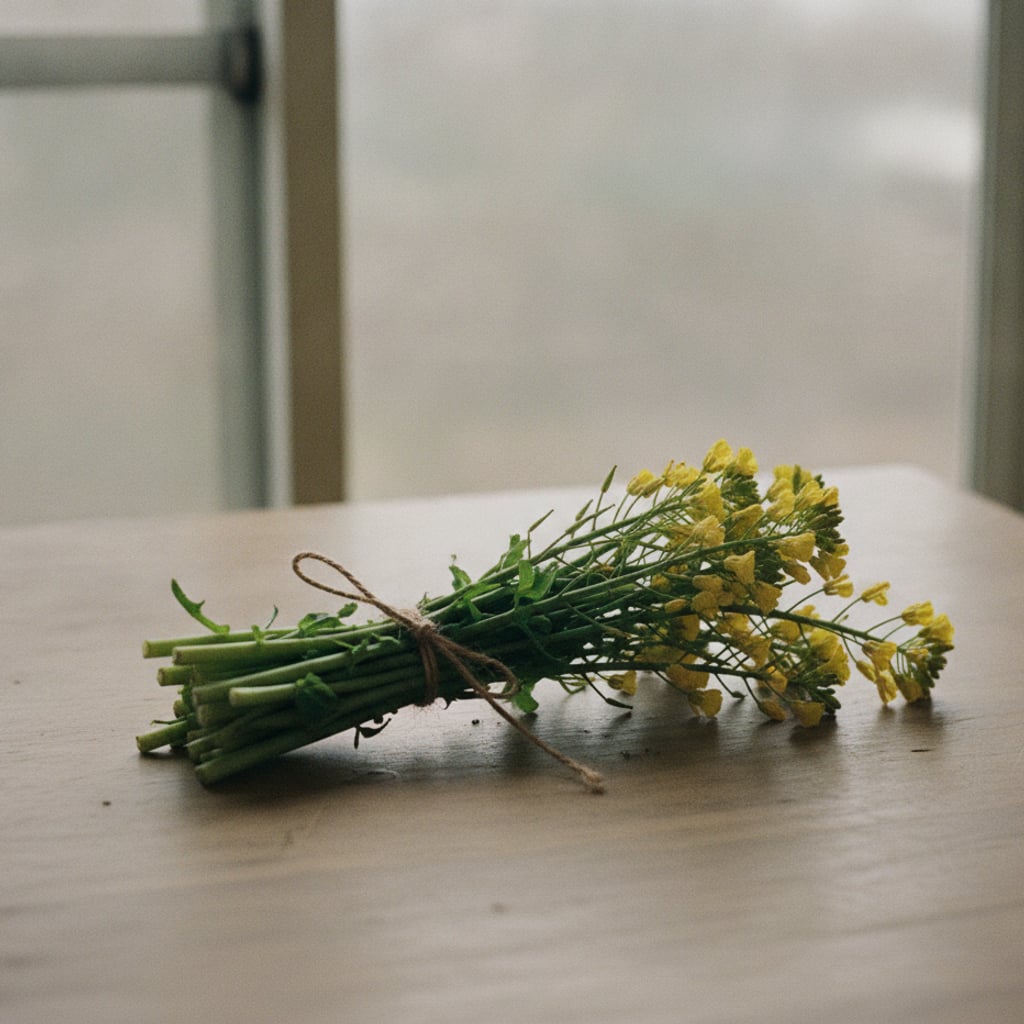 束ねた新鮮な菜の花