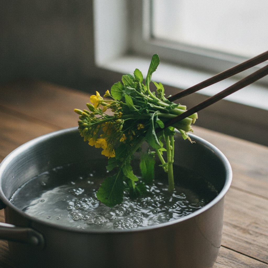 熱湯に菜の花を入れているところ